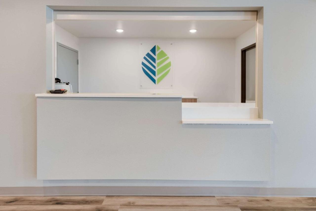 Woodspring Suites Meridian Luaran gambar